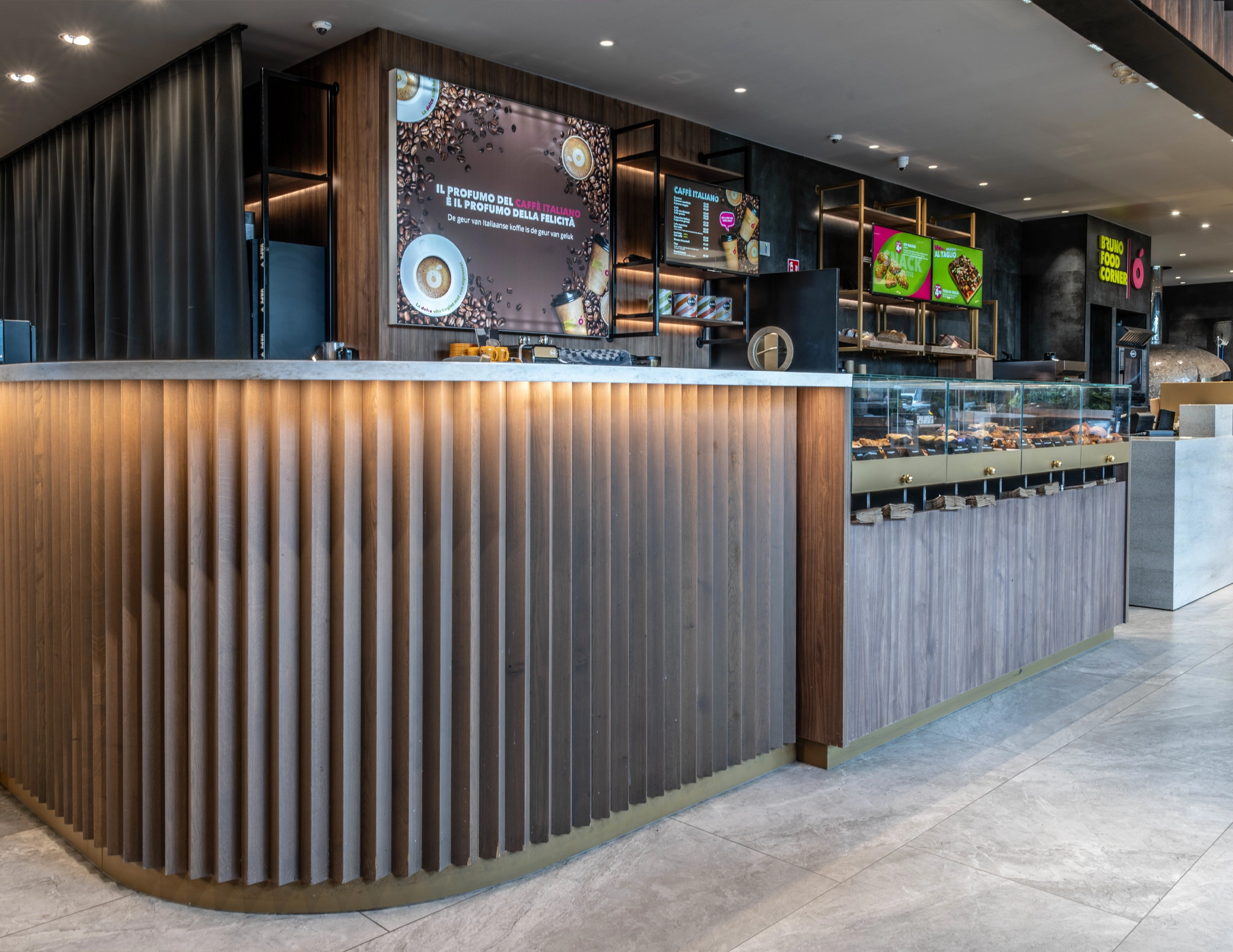 brunos-beverlo-006 FIP - Contact